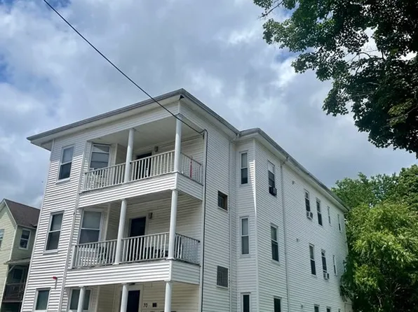 70 Florence St, Worcester, MA 01610
