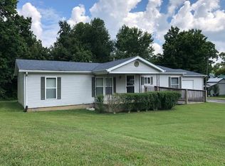 54 Smith St, Fordsville, KY 42343