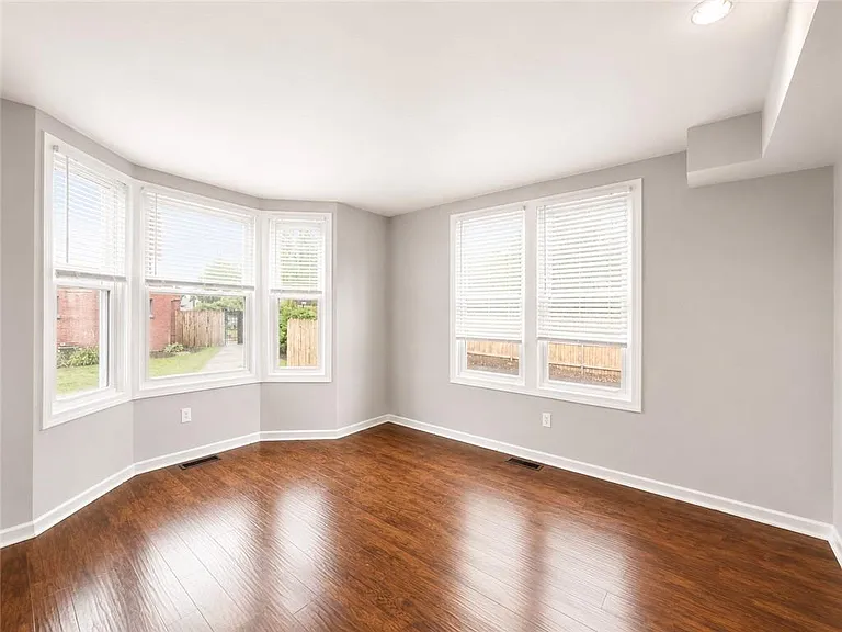 8 Slocum St #9 — Photo 11