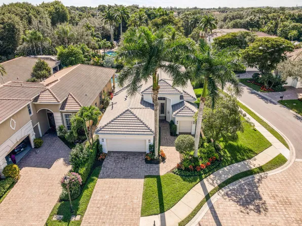 61 Laguna Drive, Palm Beach Gardens, FL 33418