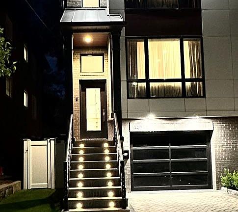 2nd image of 414 Lawton Ave