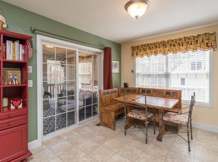 17 Surrey Ct, Milford, NH 03055