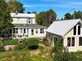 272 Milltown Blvd, Saint Stephen, NB E3L 1H6