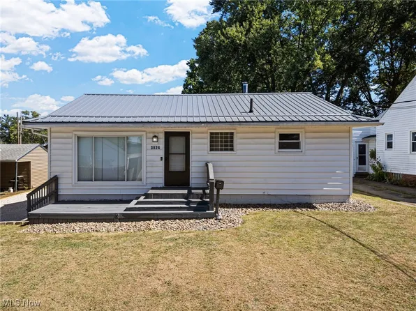 3824 Shanabruck Ave NW, Canton, OH 44709