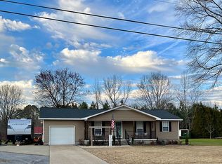 5848 Godfrey Rd, Hokes Bluff, AL 35903