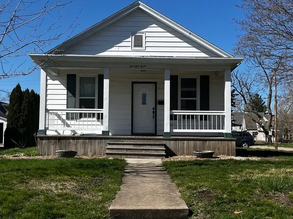 553 10th St, La Salle, IL 61301