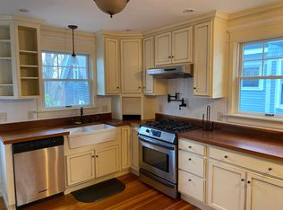 193 High St, South Kingstown, RI 02879