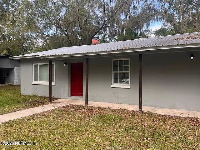 3 bed, 1.0 bath, 1416 sqft, $1,400 — Photo 2