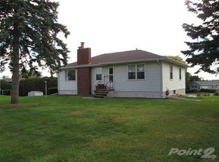 3035 Hales Mill Rd, Dubuque, IA 52002