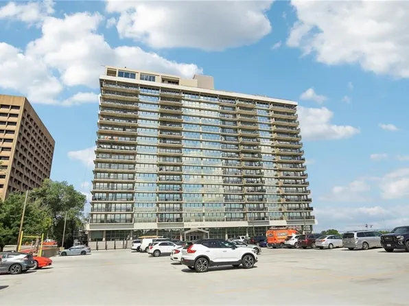 600 E Admiral Blvd #1207, Kansas City, MO 64106