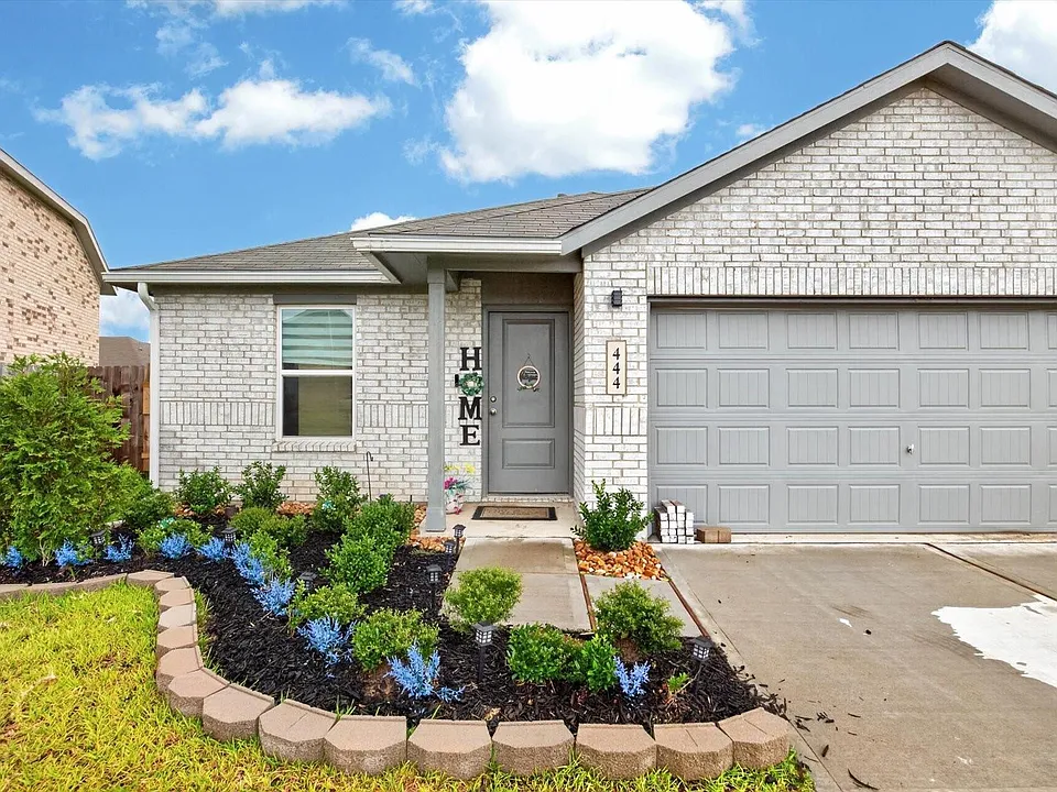 444 Texas Pecan Dr