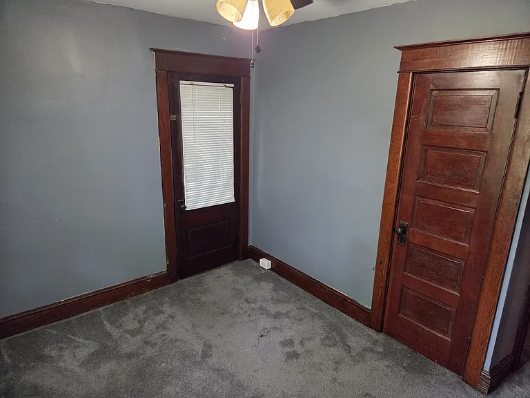 914 Dewey Ave #914 — Photo 14