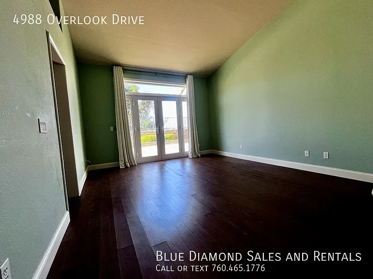 4988 Overlook Dr — Photo 15