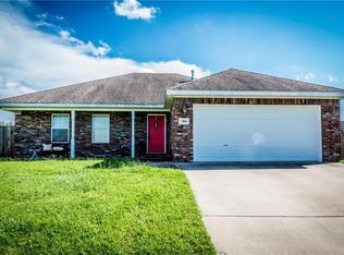 744 Thaliel St, Elkins, AR 72727
