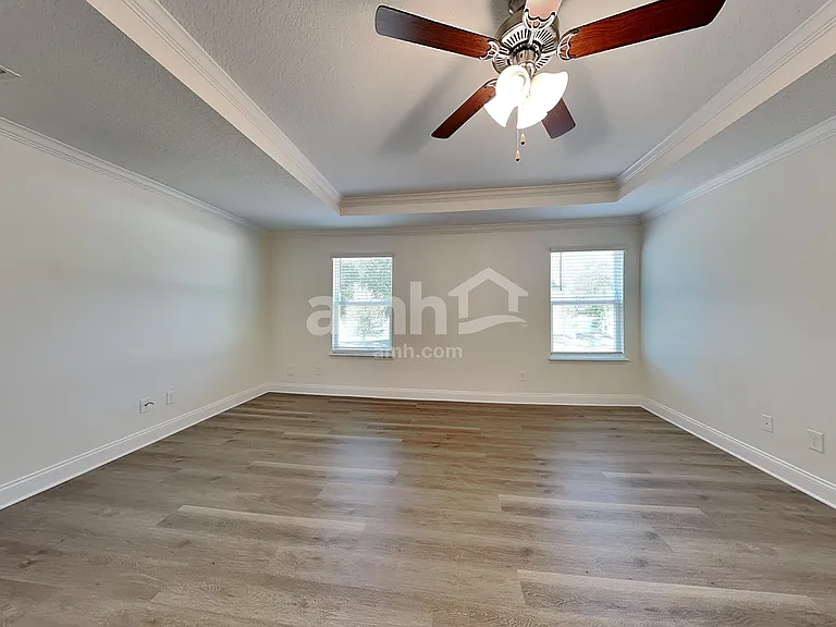 1328 Mount Logan Dr — Photo 14