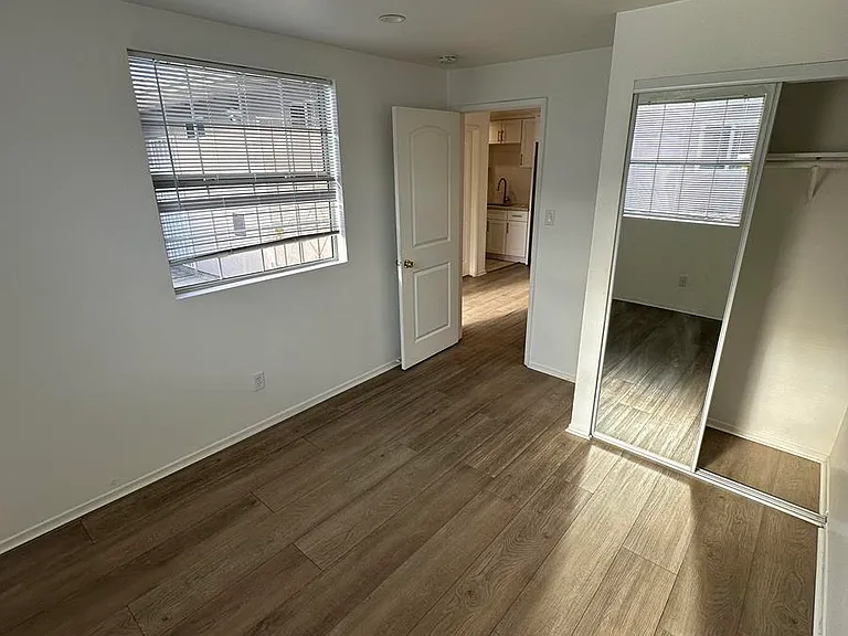 7705 Kraft Ave — Photo 9