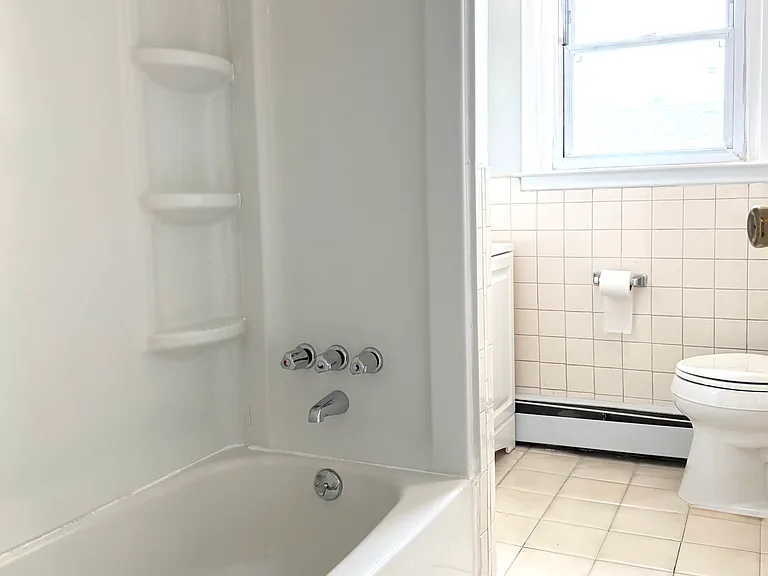 33 Delaware Ave #2 — Photo 8