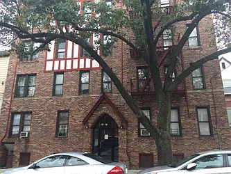 Rented by Alexiou Realty