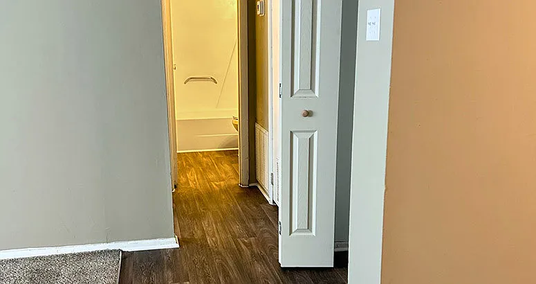 Westgate Apartments — Photo 4