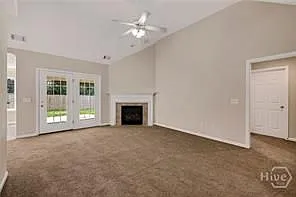 3 bed, 2.0 bath, 1778 sqft, $2,400 — Photo 2