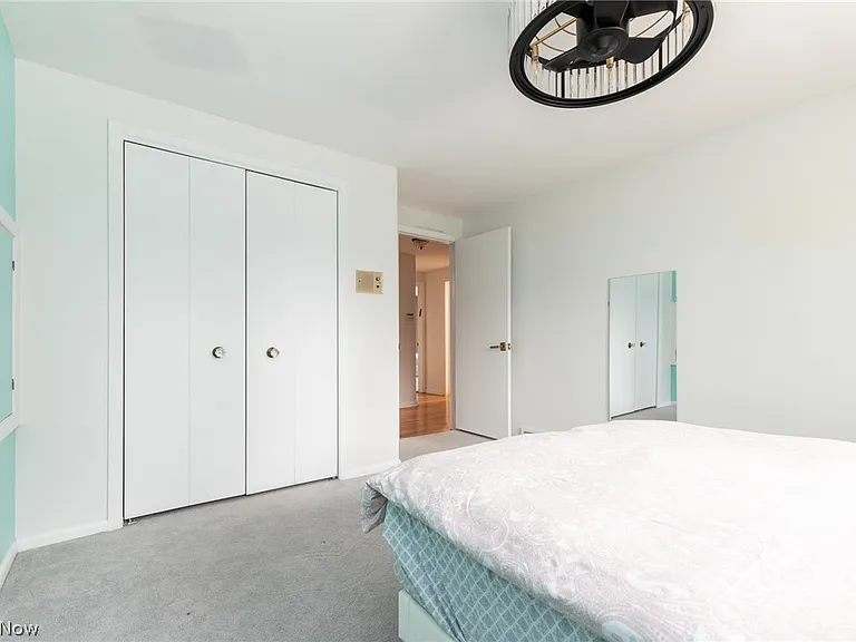 25150 Cardington Dr — Photo 29