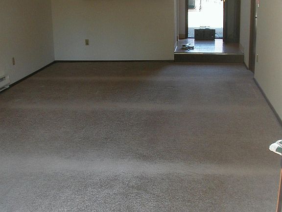 5th image of 19510 25th Ave NE APT 1