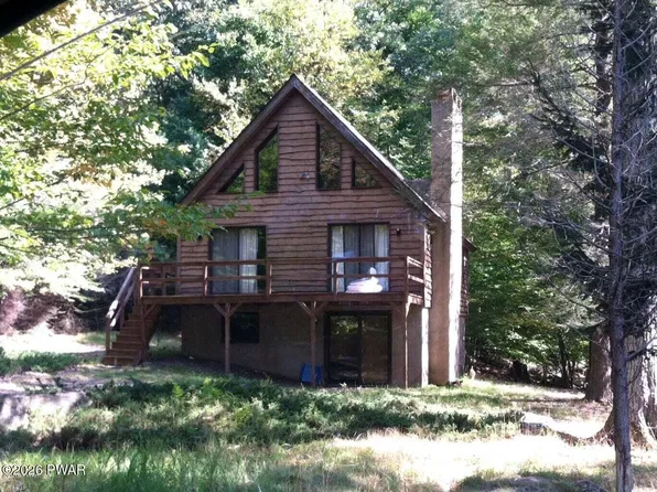 4188 Huron Ct, Lake Ariel, PA 18436