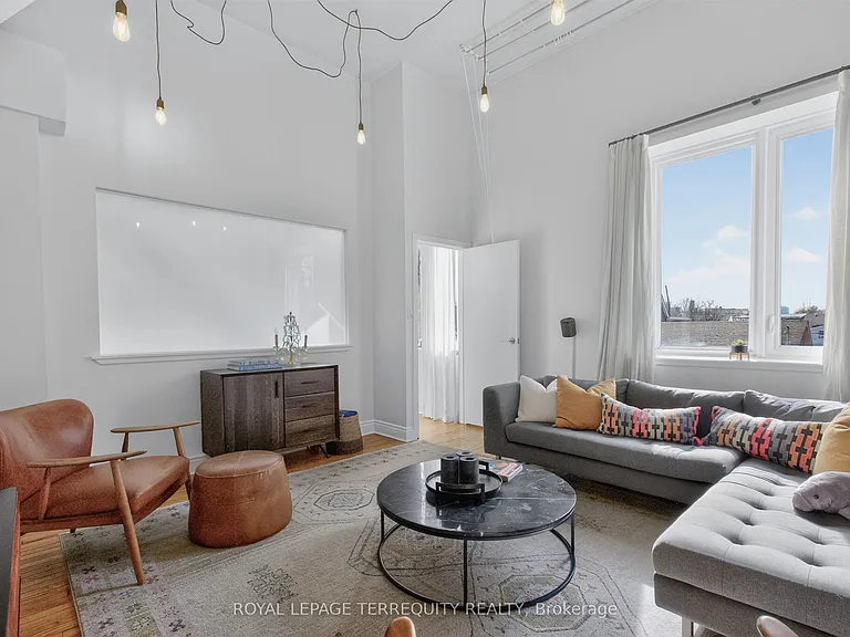75 Markham St #1 — Photo 23