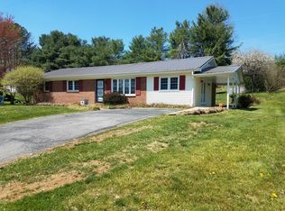 17313 Lundy Ln, Abingdon, VA 24210