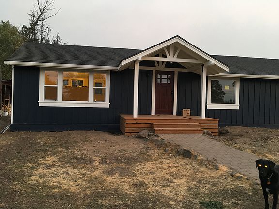 3rd image of 3875 Hays Dr