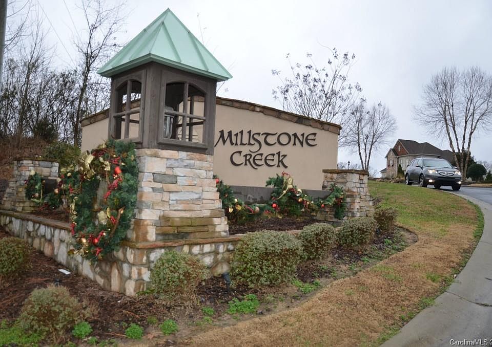 2nd image of 3209 Millstone Creek Rd #1