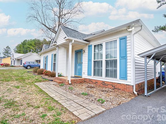 3rd image of 113 Charcoal Rd