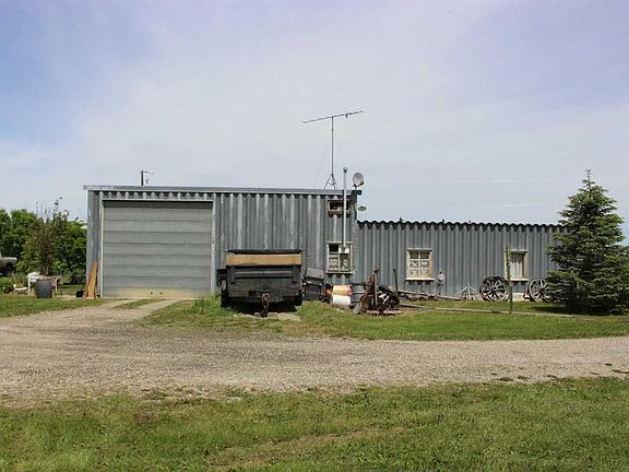2nd image of 61048 East Ave #844