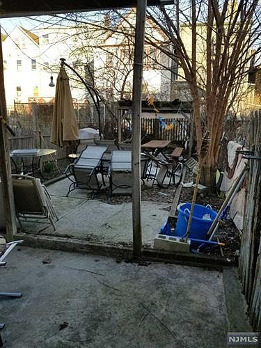 2nd image of 28 1/2 Kearny Ave