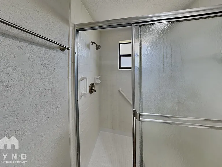 10327 Lansfield St — Photo 11