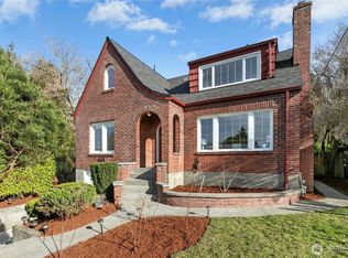 9710 8th Ave NE, Kent, WA 98115