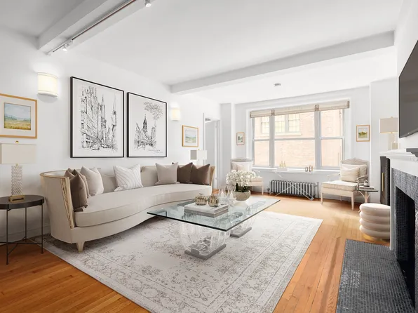 434 East 52nd Street image 1 of 6