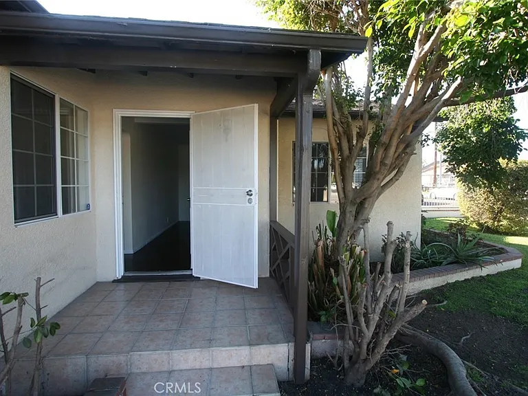 9968 Daines Dr — Photo 54