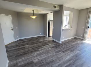 6522 La Mirada Ave APT 204, Los Angeles, CA 90038