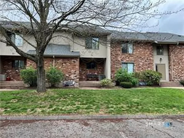 3 Amato Dr APT H, South Windsor, CT 06074