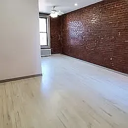 32-68 41st St #2C — Photo 3
