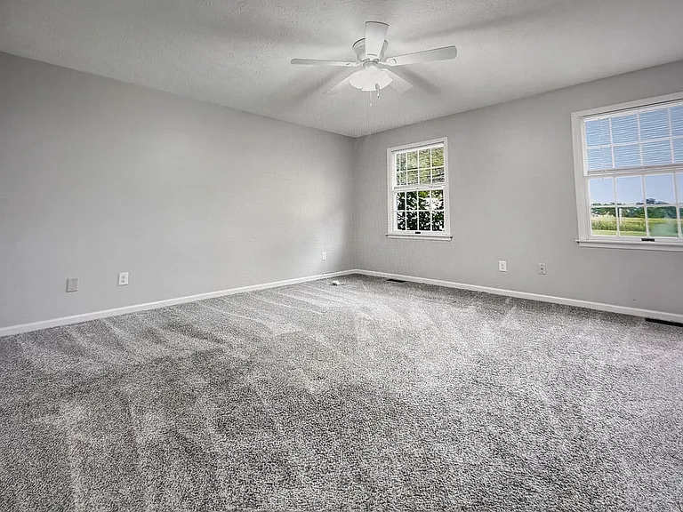 250 Savannah Dr #250 — Photo 25