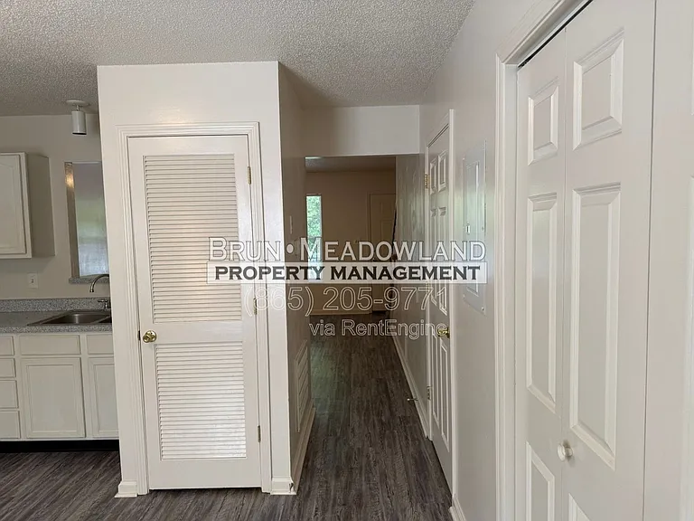 5620 Boxwood Garden Way — Photo 9