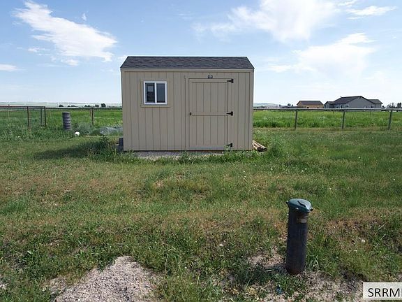 3rd image of 4244 E 100 N