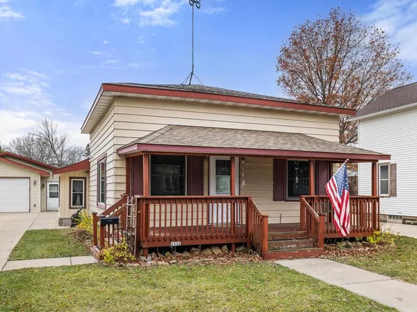 2132 ELK STREET, Stevens Point, WI 54481