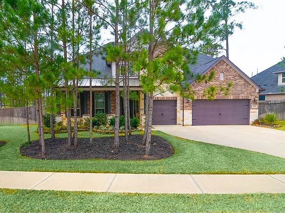 It is streets like Spring Creek Circle, which seem to excel with quietness, serenity, and fine homes. Here, the human element can be critical. Good neighbors, good homes, and good people just seem to go together. Why not make this your next address?