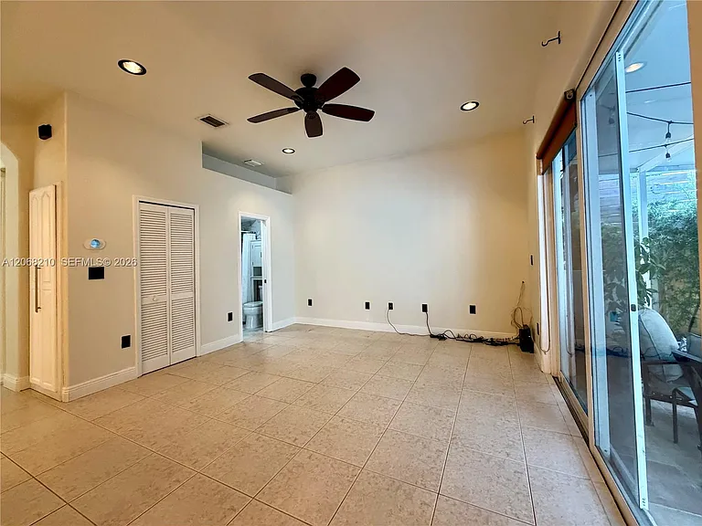 2802 SW 149th Pl — Photo 7