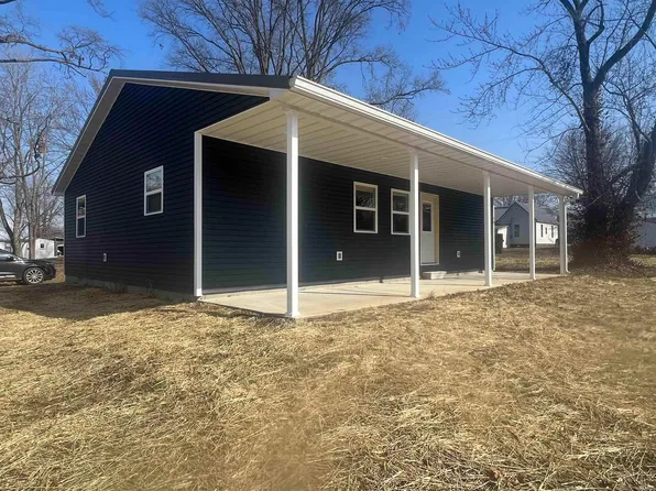 220 S Virgil St, Jasonville, IN 47438