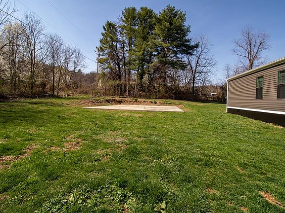 4th image of 613 Rakestown Rd