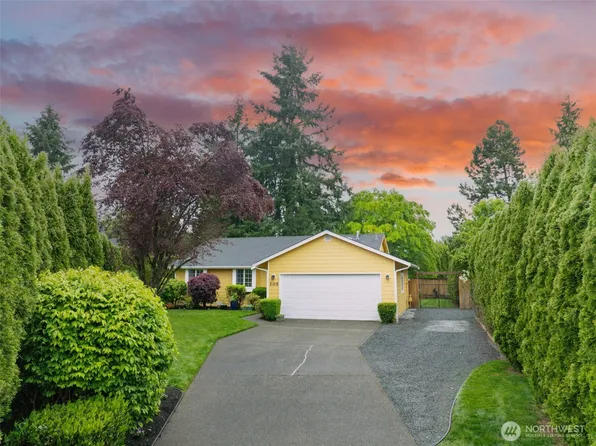 305 Vista Court, Granite Falls, WA 98252